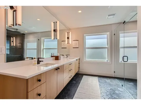 8150 Sw 89th Avenue Portland OR 97223
