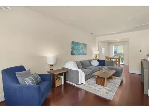 10266 Sw Taylor Street Portland OR 97225