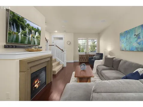 10266 Sw Taylor Street Portland OR 97225