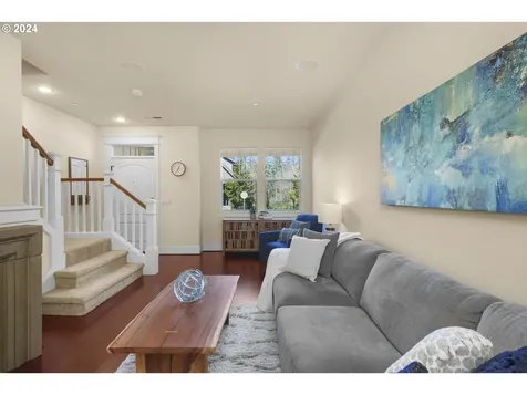 10266 Sw Taylor Street Portland OR 97225