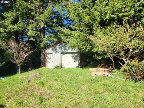 140 Woodglen Street Port Orford OR 97465