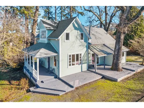 3225 Thomsen Road Hood River OR 97031