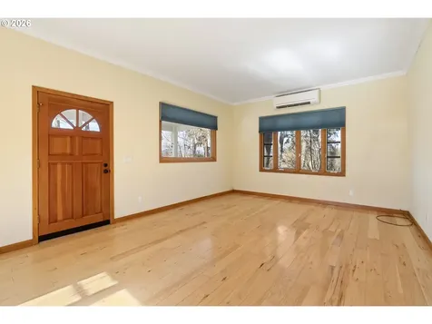 3225 Thomsen Road Hood River OR 97031