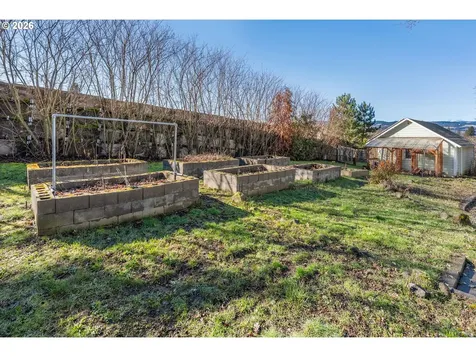 3225 Thomsen Road Hood River OR 97031