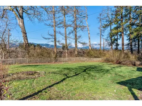 3225 Thomsen Road Hood River OR 97031