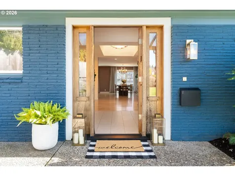 7238 SW 13th Avenue Portland OR 97219
