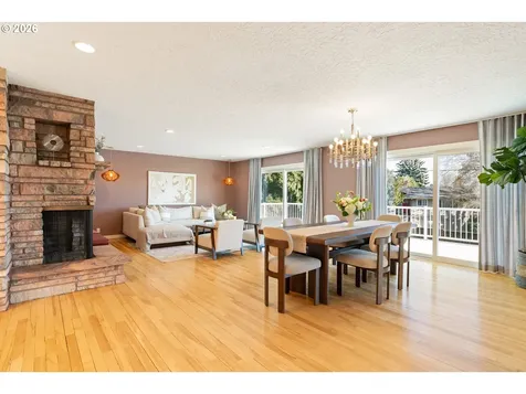 7238 SW 13th Avenue Portland OR 97219