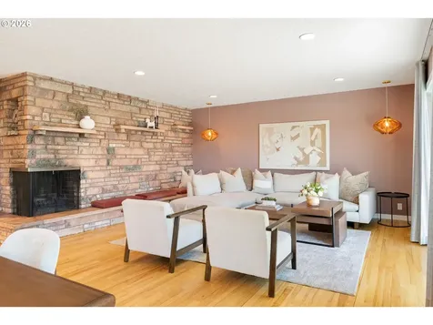 7238 SW 13th Avenue Portland OR 97219