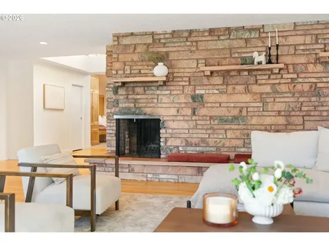 7238 SW 13th Avenue Portland OR 97219
