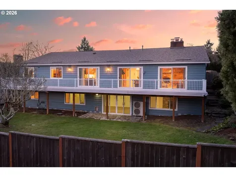 7238 SW 13th Avenue Portland OR 97219