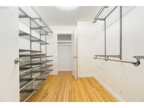 7238 SW 13th Avenue Portland OR 97219
