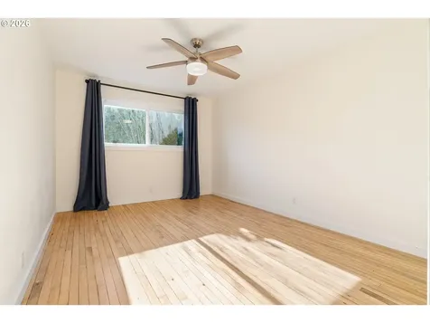 7238 SW 13th Avenue Portland OR 97219