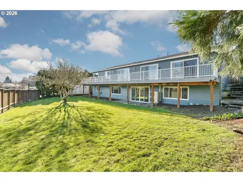 7238 SW 13th Avenue Portland OR 97219