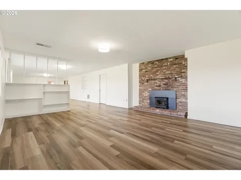 7238 SW 13th Avenue Portland OR 97219