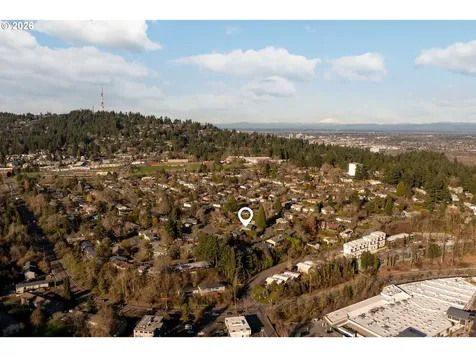 7238 SW 13th Avenue Portland OR 97219