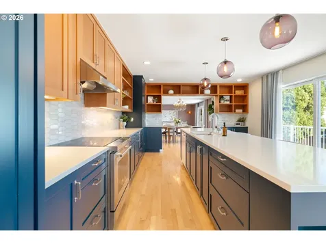 7238 SW 13th Avenue Portland OR 97219