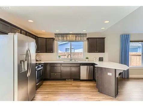 1371 S Ginger Court Cornelius OR 97113