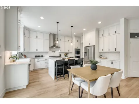 11723 NW Sadie Street Portland OR 97229