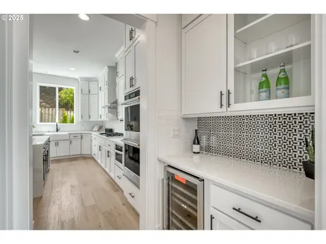 11723 NW Sadie Street Portland OR 97229