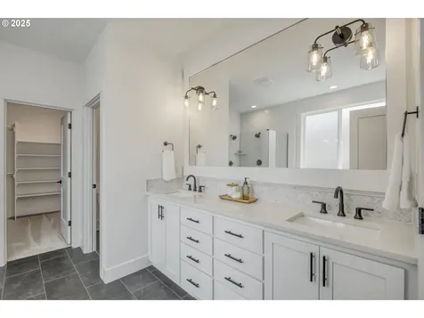 11723 NW Sadie Street Portland OR 97229
