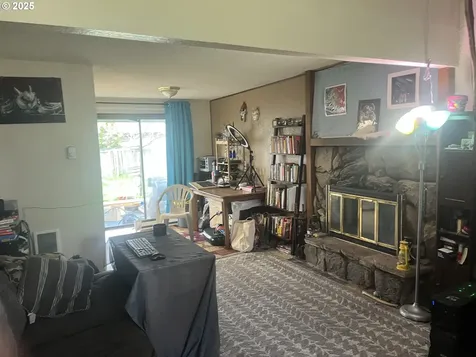 4554 Woodsboro Street Eugene OR 97402