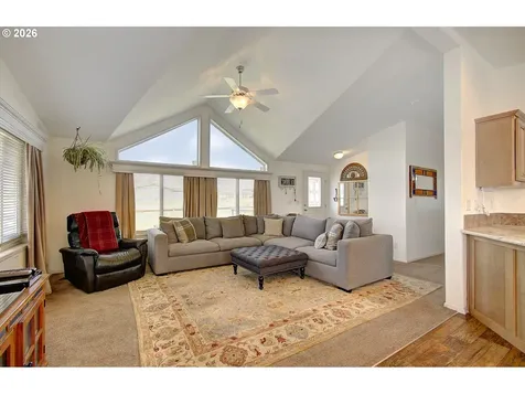 1913 Jaxon Street Goldendale WA 98620