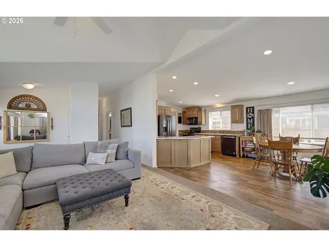 1913 Jaxon Street Goldendale WA 98620