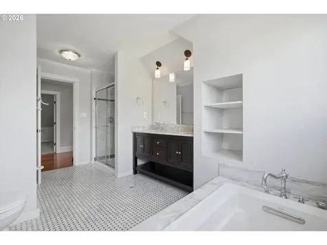 3425 S Corbett Avenue Portland OR 97239