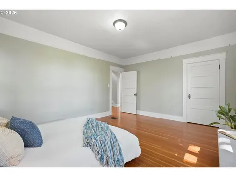 3425 S Corbett Avenue Portland OR 97239