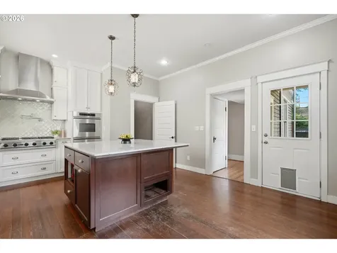 3425 S Corbett Avenue Portland OR 97239