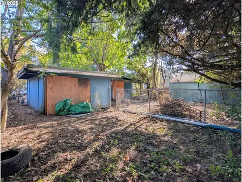 7939 SE Ogden Street Portland OR 97206