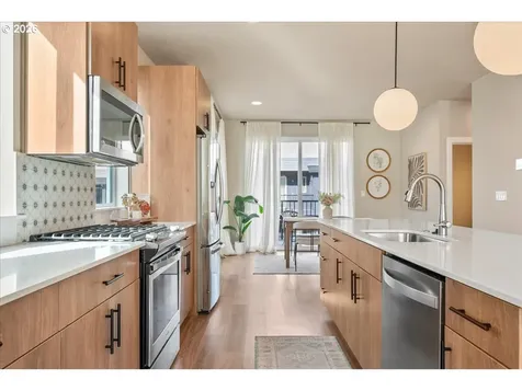 17137 SW Woodpecker Lane Beaverton OR 97007