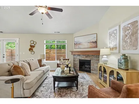 2545 Equestrian Loop S Salem OR 97302