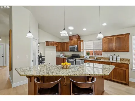 2545 Equestrian Loop S Salem OR 97302