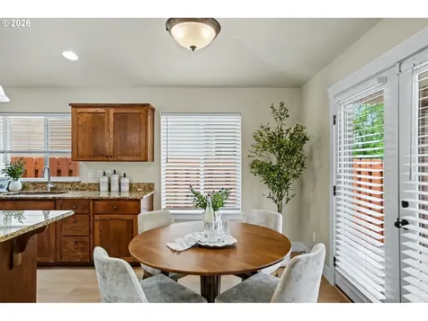 2545 Equestrian Loop S Salem OR 97302