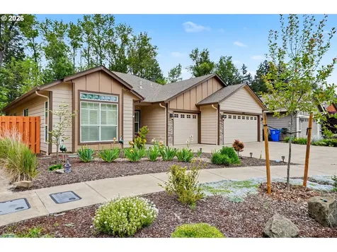 2545 Equestrian Loop S Salem OR 97302