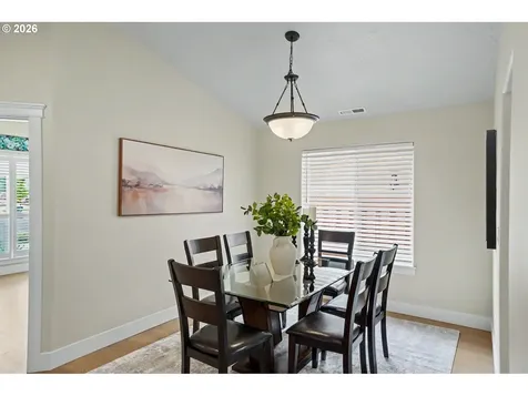 2545 Equestrian Loop S Salem OR 97302