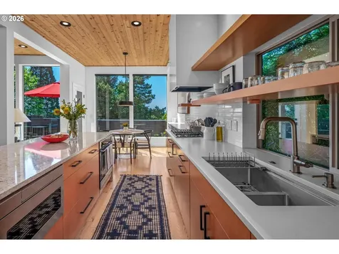 1373 SW Westwood Drive Portland OR 97239