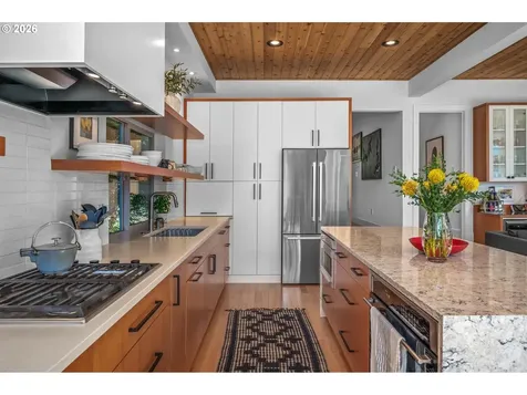 1373 SW Westwood Drive Portland OR 97239