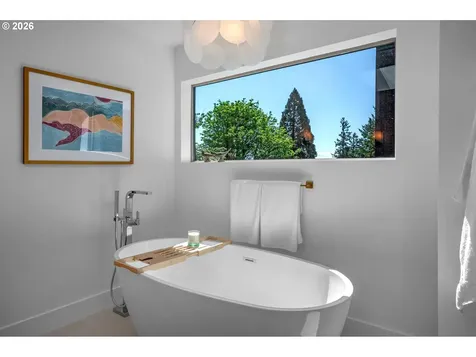 1373 SW Westwood Drive Portland OR 97239