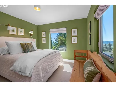 1373 SW Westwood Drive Portland OR 97239