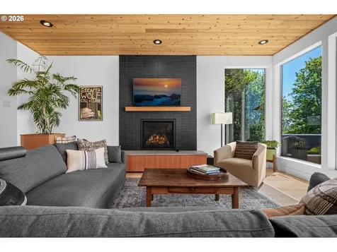 1373 SW Westwood Drive Portland OR 97239