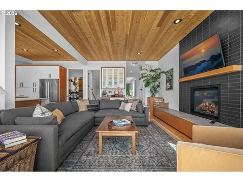 1373 SW Westwood Drive Portland OR 97239