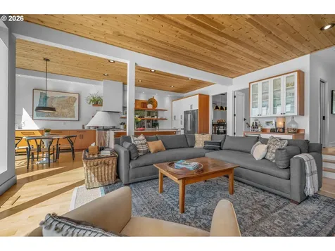 1373 SW Westwood Drive Portland OR 97239