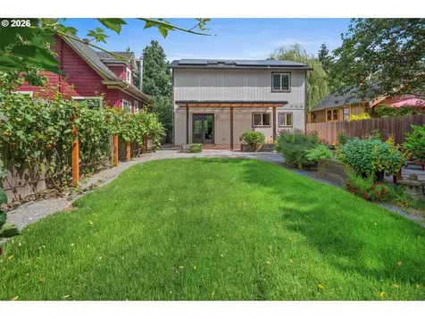 6022 SE Carlton Street Portland OR 97206
