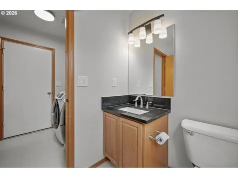 6022 SE Carlton Street Portland OR 97206