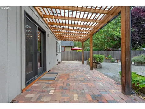 6022 SE Carlton Street Portland OR 97206