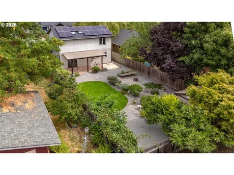6022 SE Carlton Street Portland OR 97206