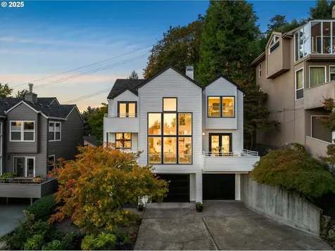 344 S Texas Street Portland OR 97219