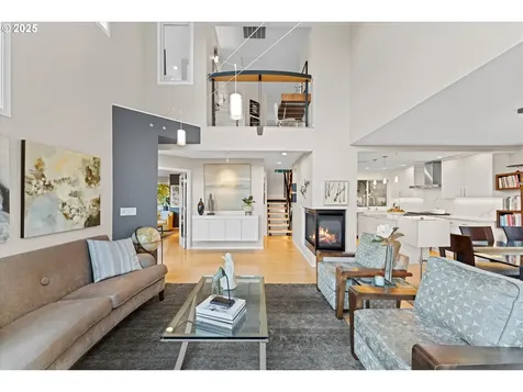 344 S Texas Street Portland OR 97219